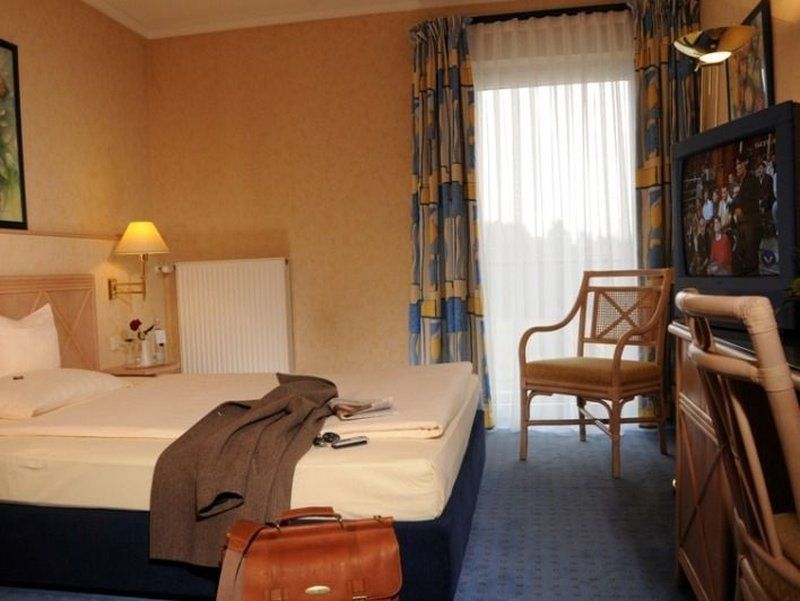 Parkhotel Weiskirchen Habitación foto